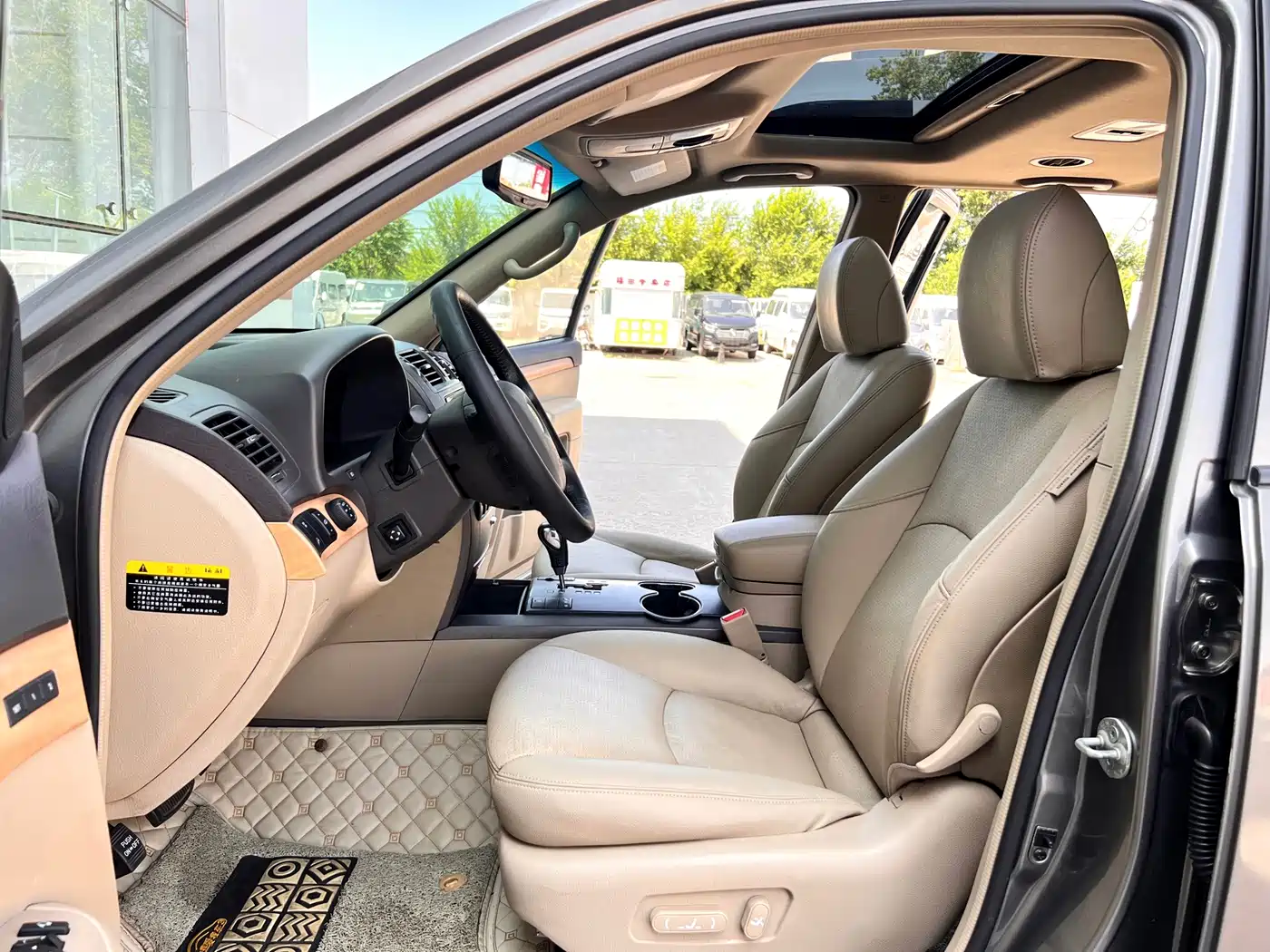 Kia Borego 2010 2008 3.8L Luxury Edition China IV