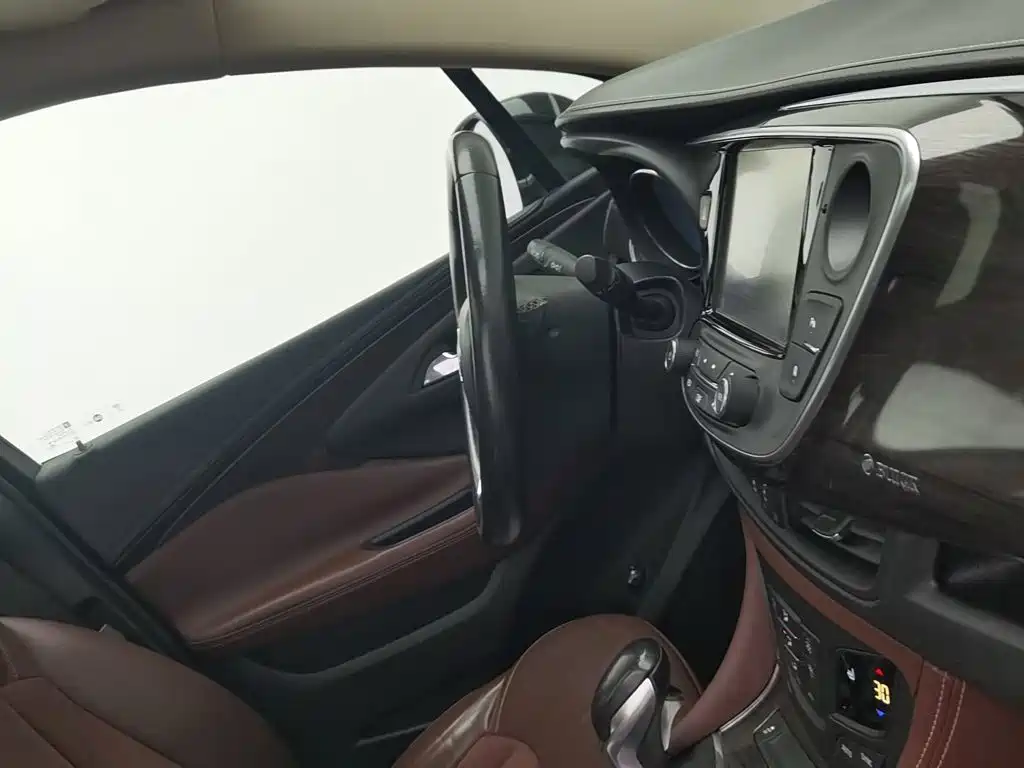 Фото 22 - Buick Envision Plus