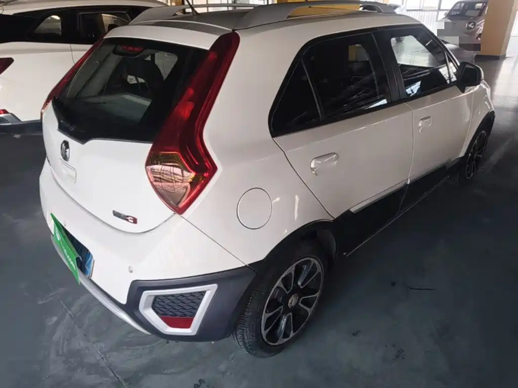 MG 3SW 2016 2015 1.5L AMT Elite
