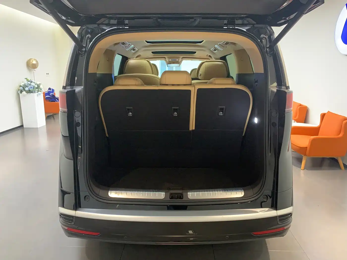 Denza D9 2025 2025 Model DM-i Smart Drive Edition 1020 AWD Flagship