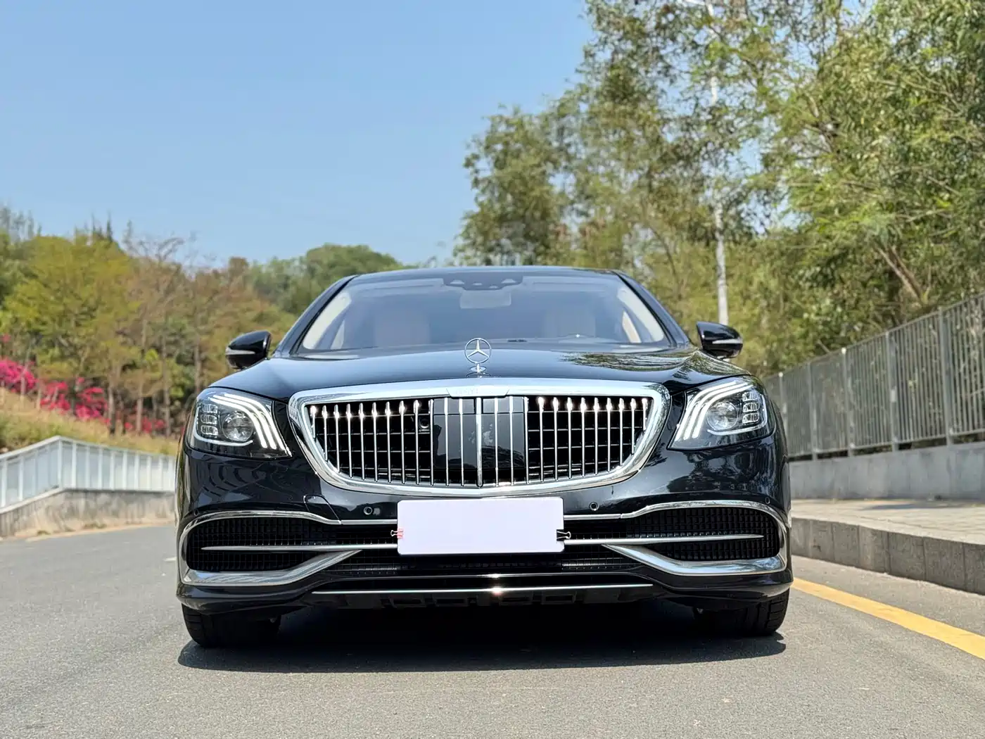 Mercedes-Benz Maybach S-Class 2018 Model S 680 фото 5