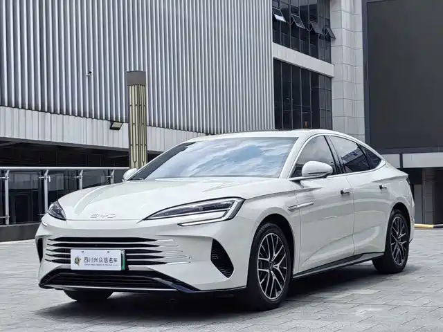  BYD Seal 07 DM-i 2025 Model DM-i 1.5L 125km Luxury
