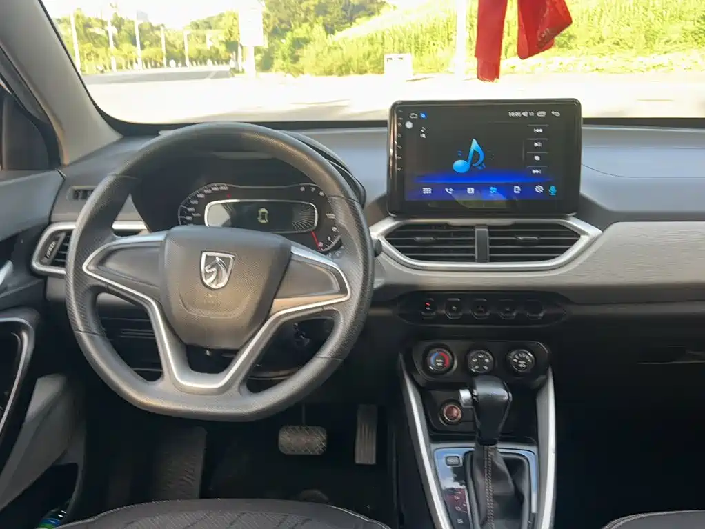 Baojun 510 2020 2019 1.5L CVT Dynamic Edition China VI