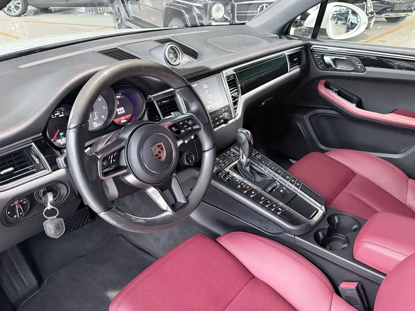 Porsche Macan 2017 Macan S 3.0T фото 3