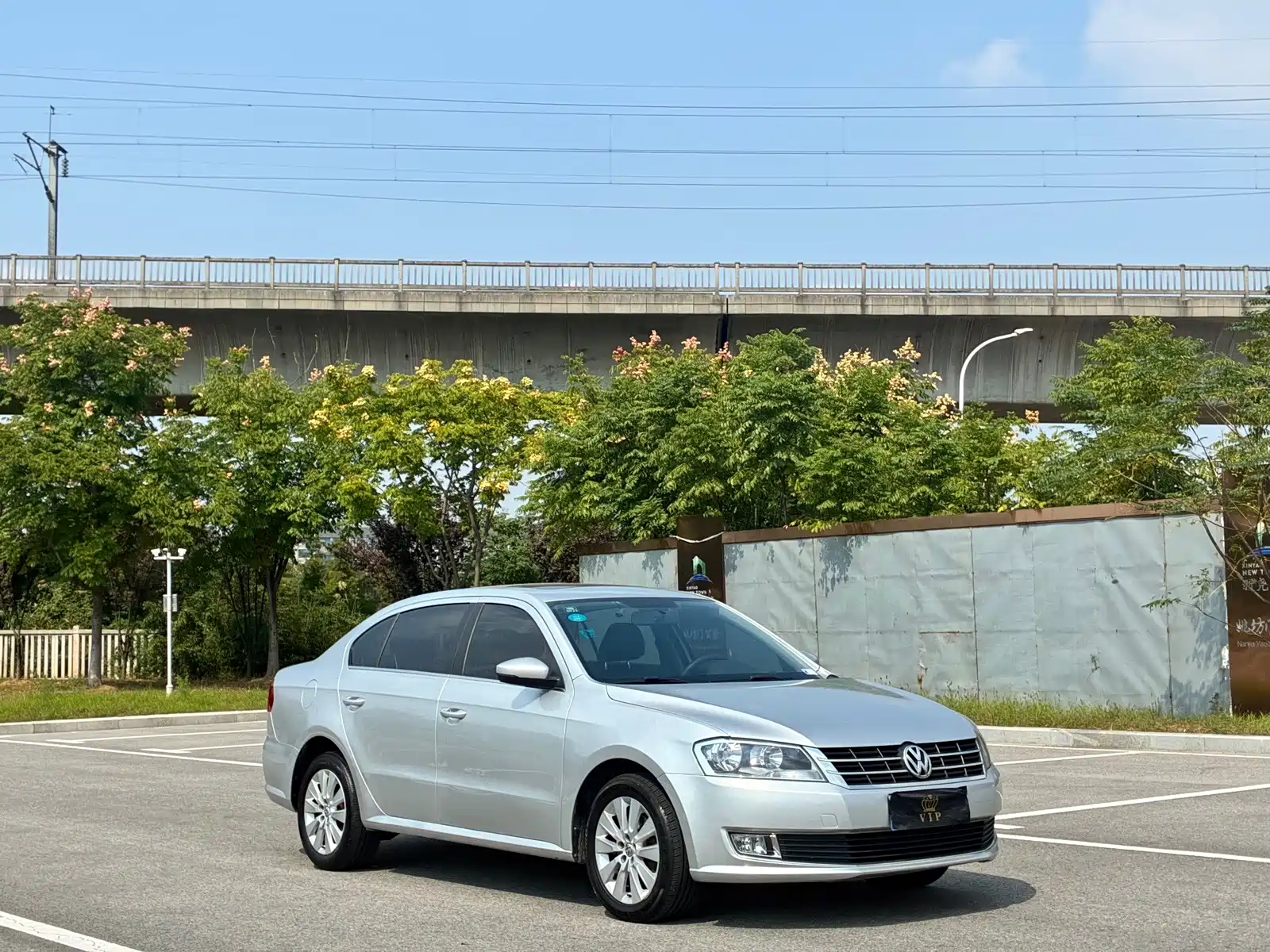 صورة 3 - Volkswagen Lavida
