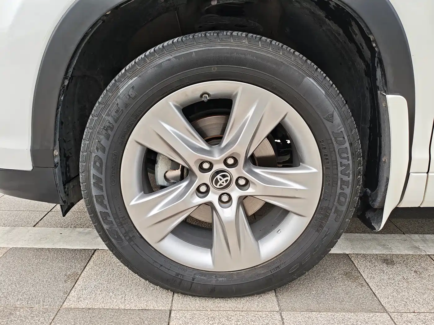 Toyota Highlander 2018 2.0T 2WD Luxury 7-seater (China V) фото 40