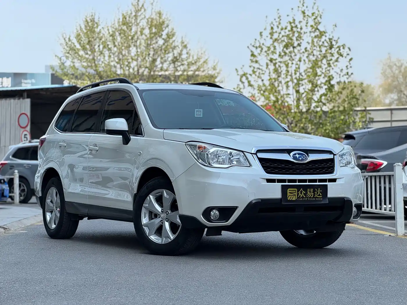 Subaru Forester 2014 2.5i Automatic Elite Edition фото 4