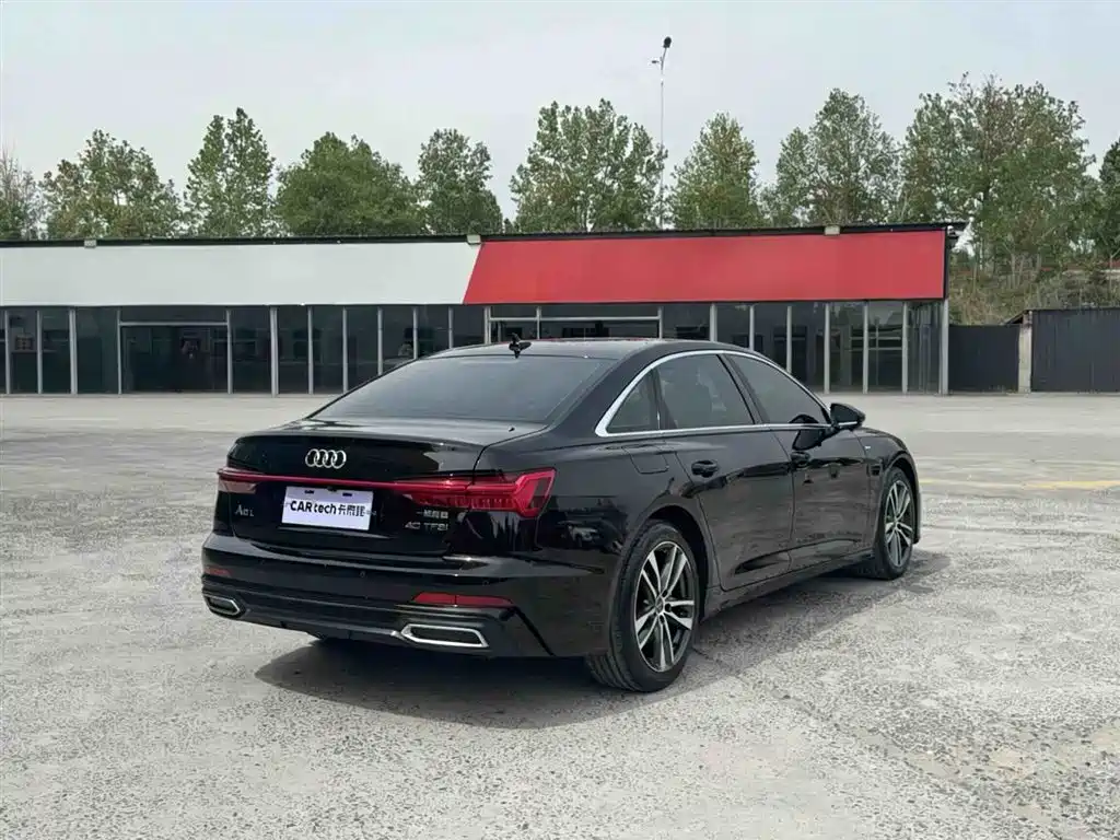Audi A6L 2021 40 TFSI Luxury Sport фото 2