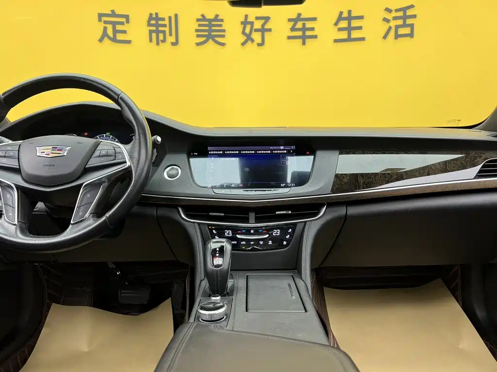 Фото 13 - Cadillac CT6