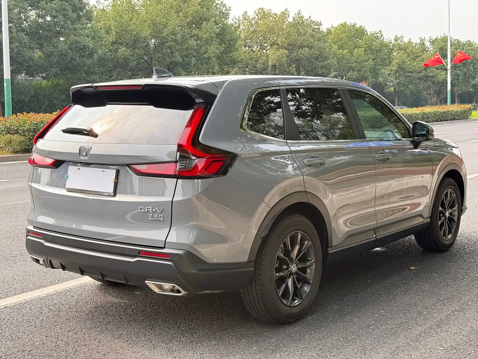 Фото 17 - Honda CR-V