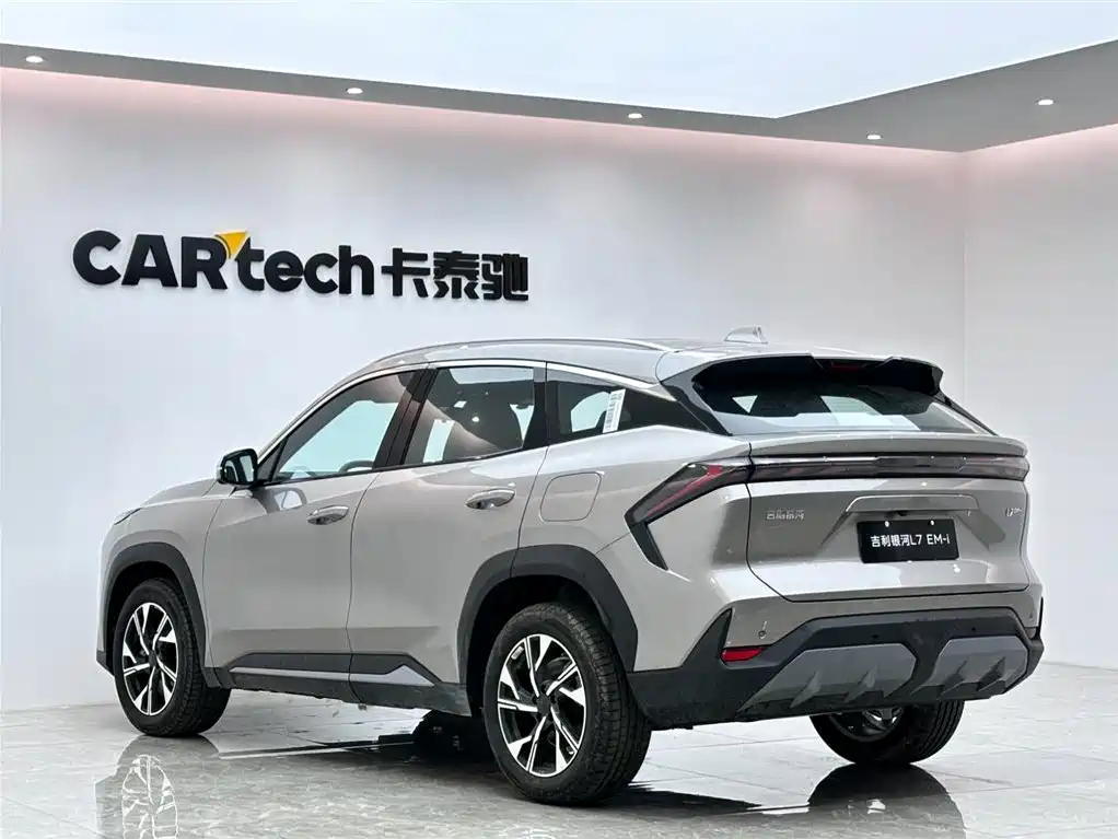Geely Galaxy Galaxy L7 2025 Model EM-i 115km Long Range Edition фото 3