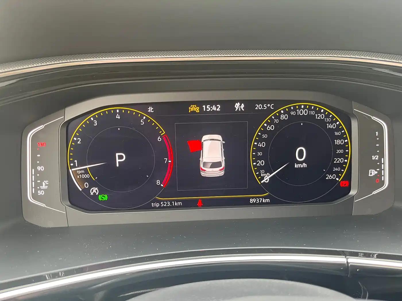 Volkswagen Tayron 2022 330TSI 2WD Luxury Smart Connect Edition фото 4
