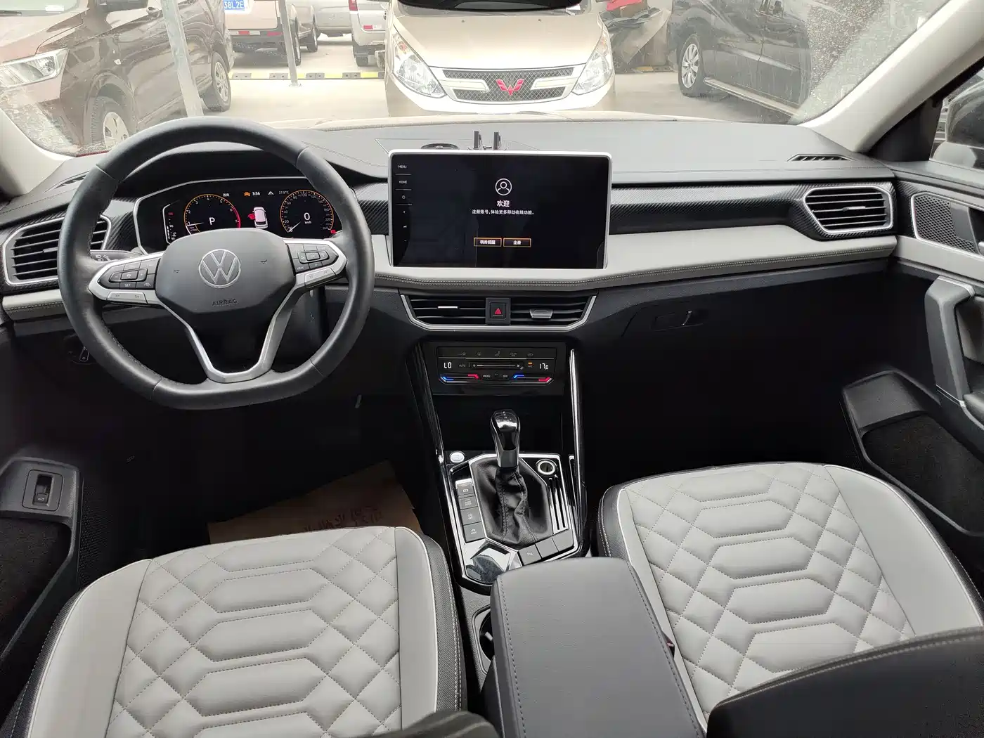 Volkswagen Tayron 2023 330TSI 2WD Luxury Plus Advanced Edition фото 11