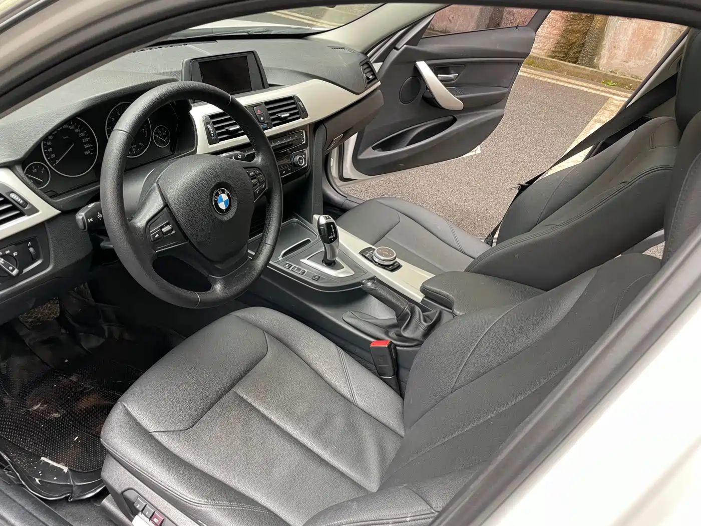 BMW 3 Series 2016 320Li Progressive фото 11
