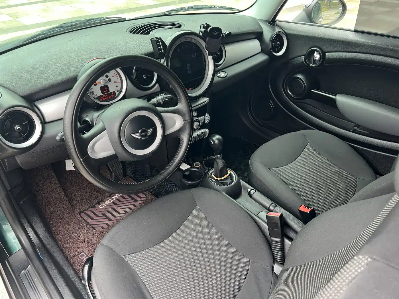 MINI CLUBMAN 2010 2010 1.6L COOPER Cheer