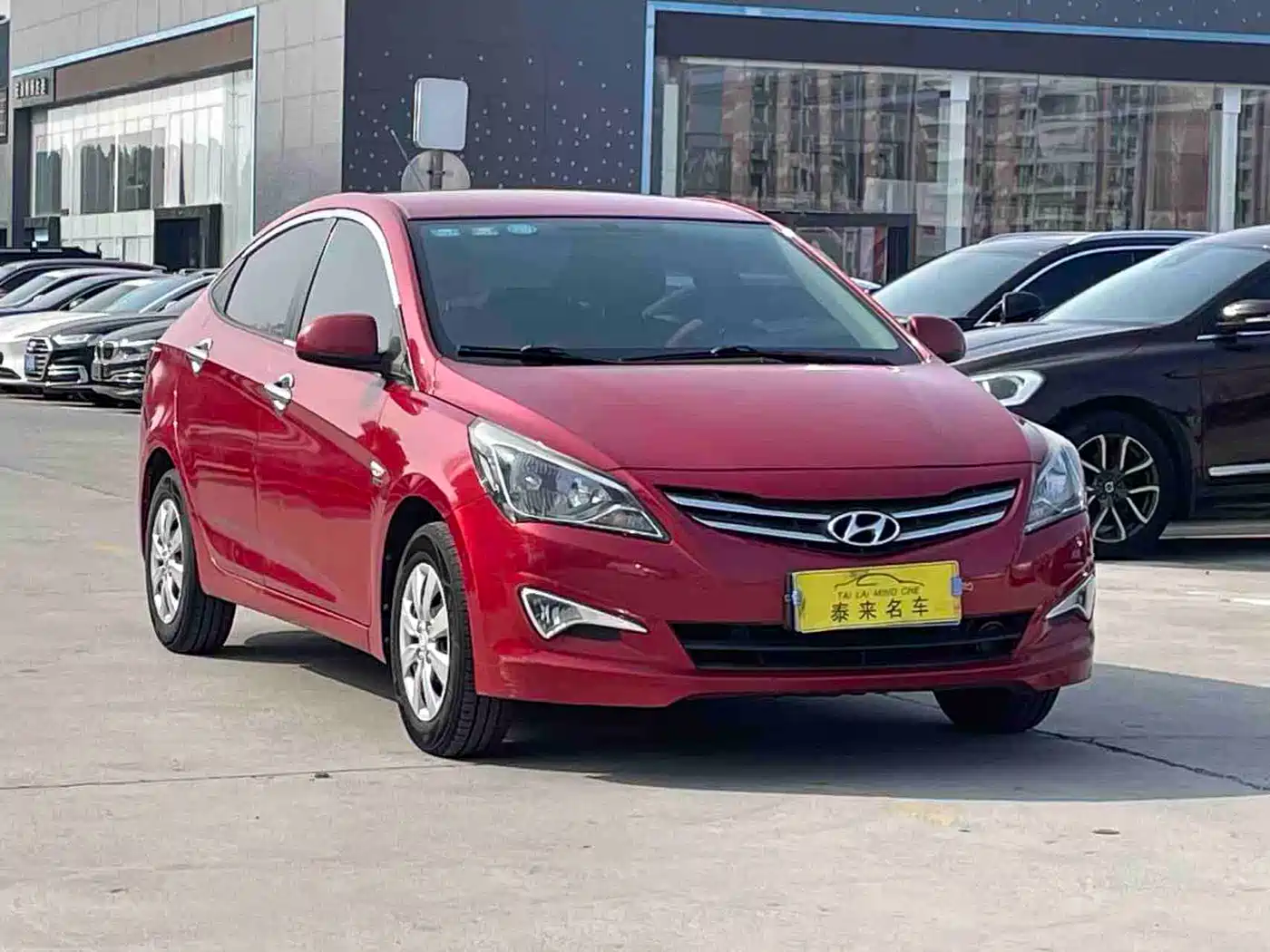 Hyundai Verna 2014 1.4L Manual Fashion GS фото 3