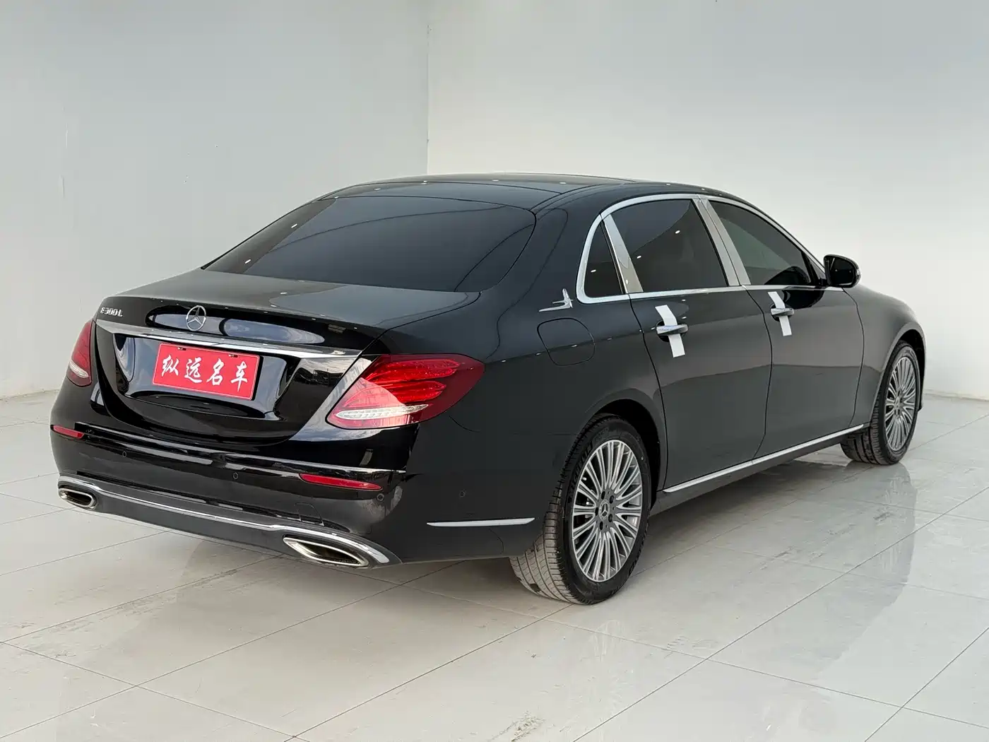 Mercedes-Benz E-Class 2020 E 300 L Fashion фото 20