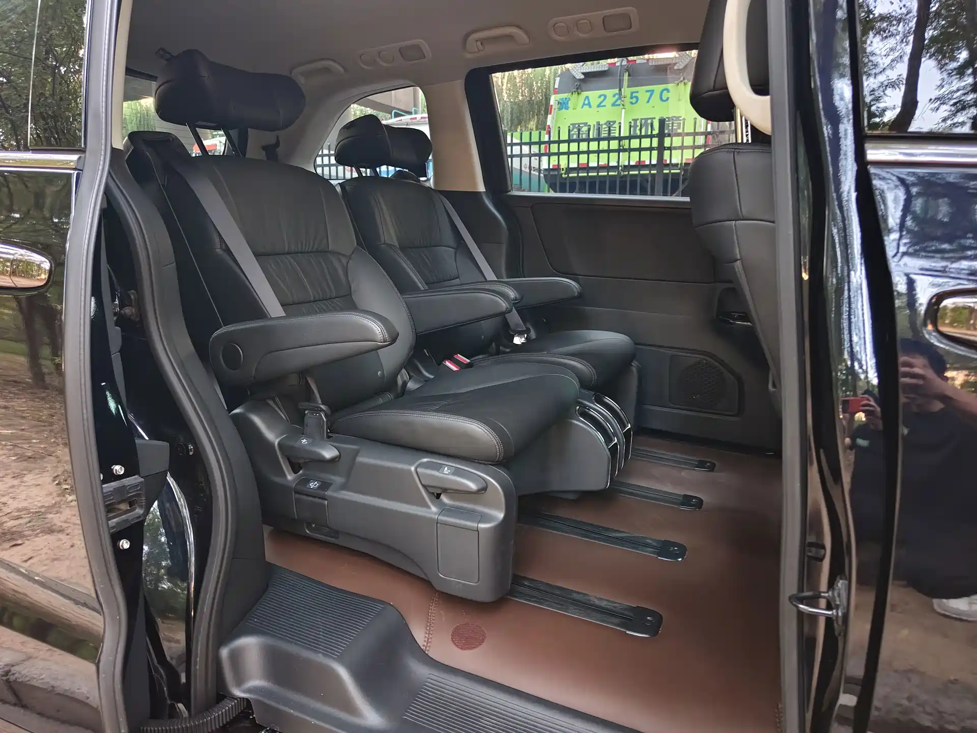 Photo 18 - Honda Odyssey