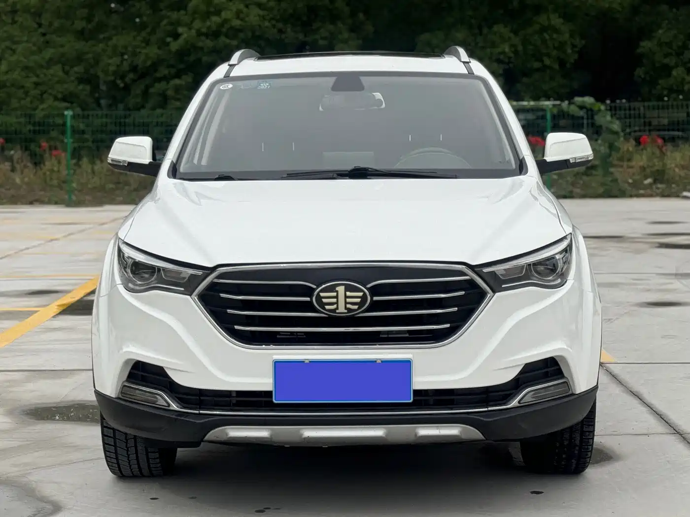 Besturn X40 2019 2019 1.6L Auto Luxury Type China V