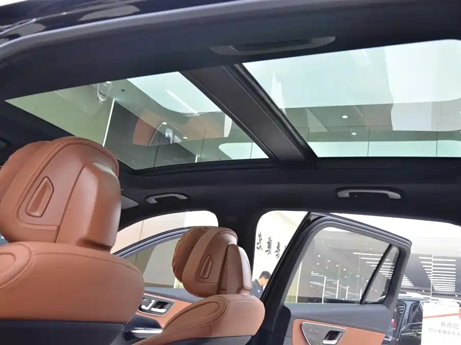 Mercedes-Benz GLC 2025 Facelift GLC 300 L 4MATIC Dynamic 5-seater фото 13