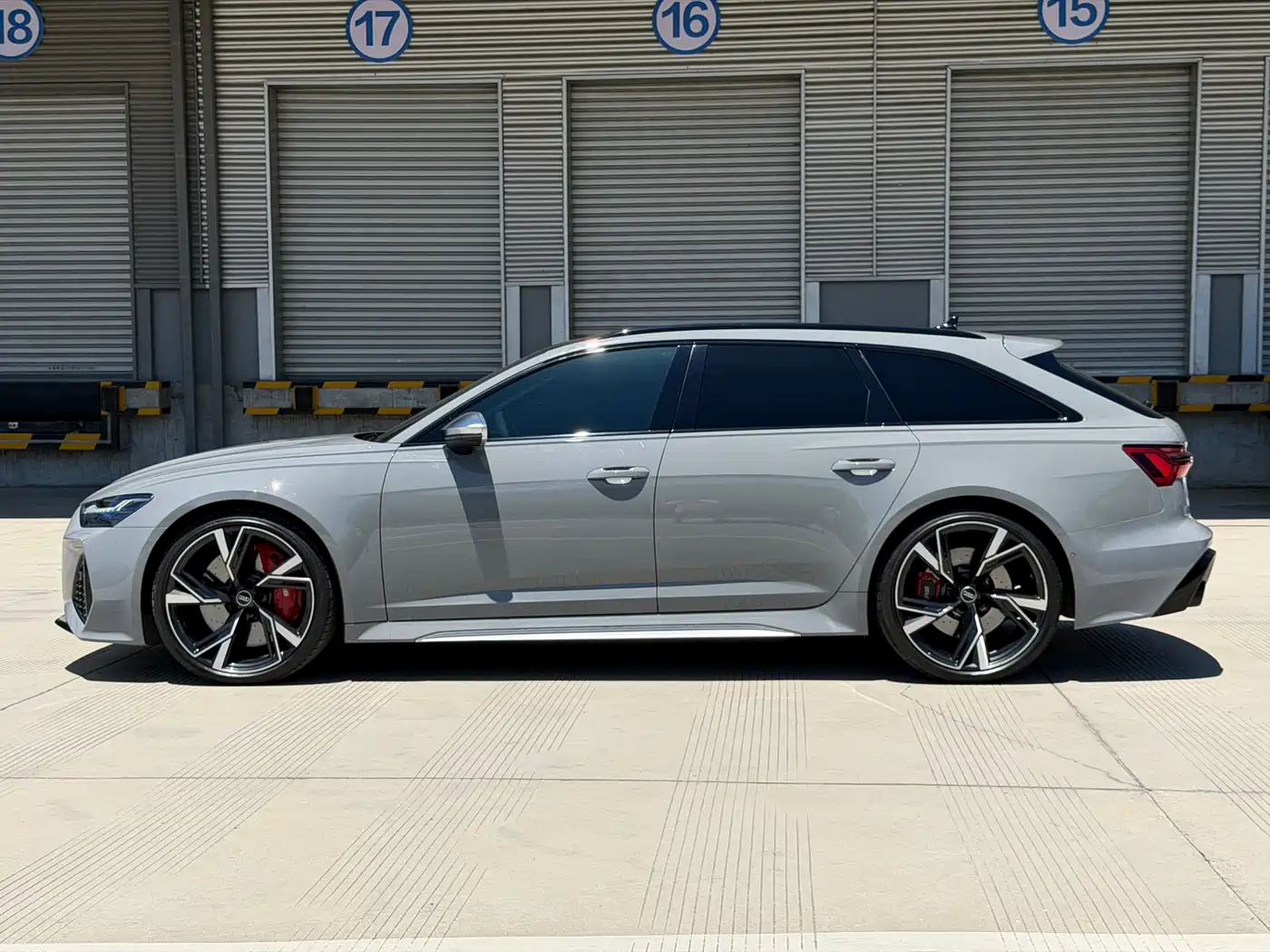 Audi RS 6 2022 2022 RS 6 4.0T Avant