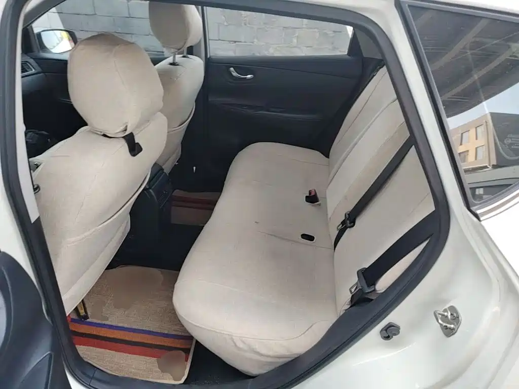 Nissan Tiida, миниатюра 17