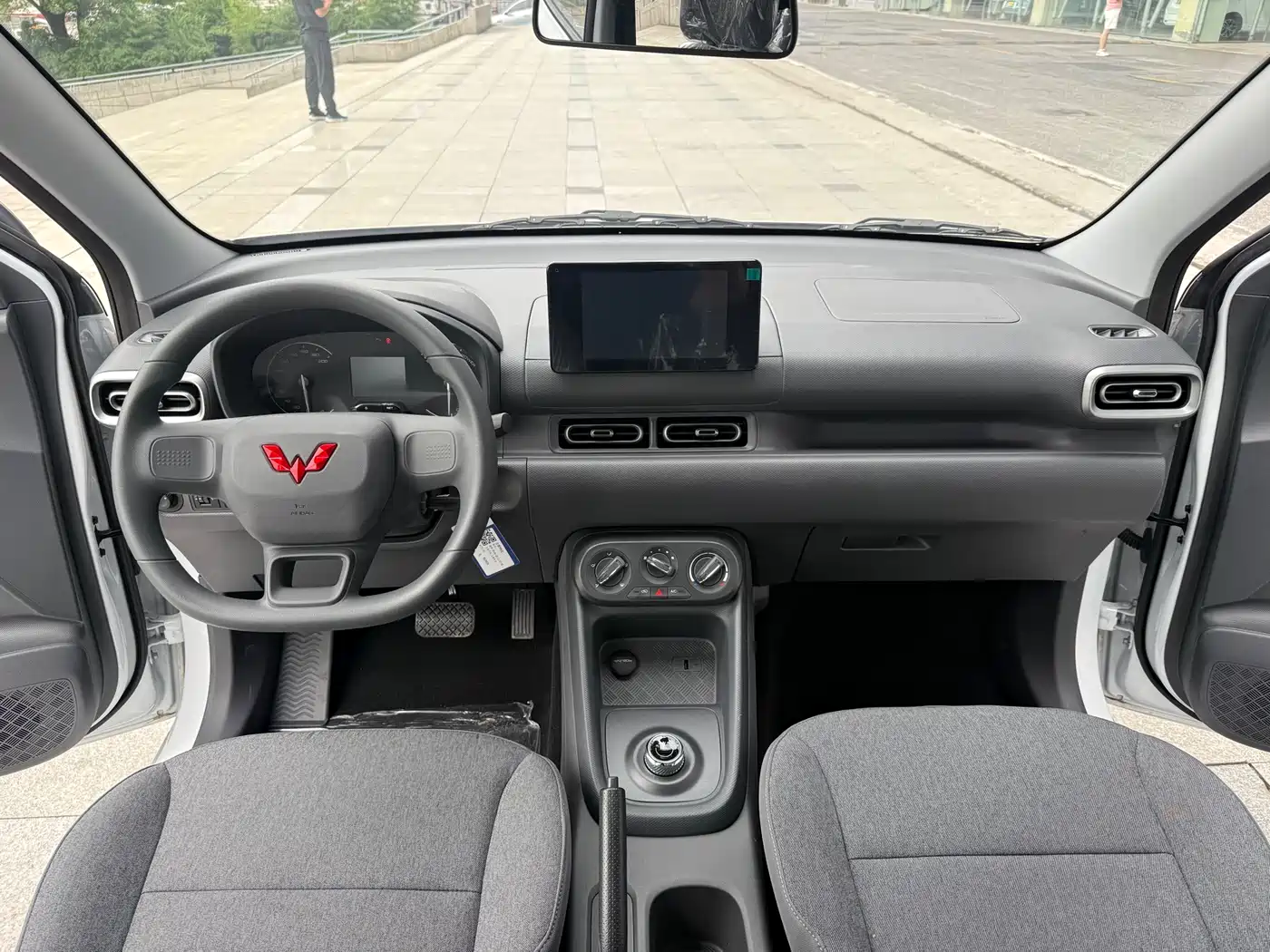 Фото 6 - Wuling Motors Wuling Hongguang New Energy