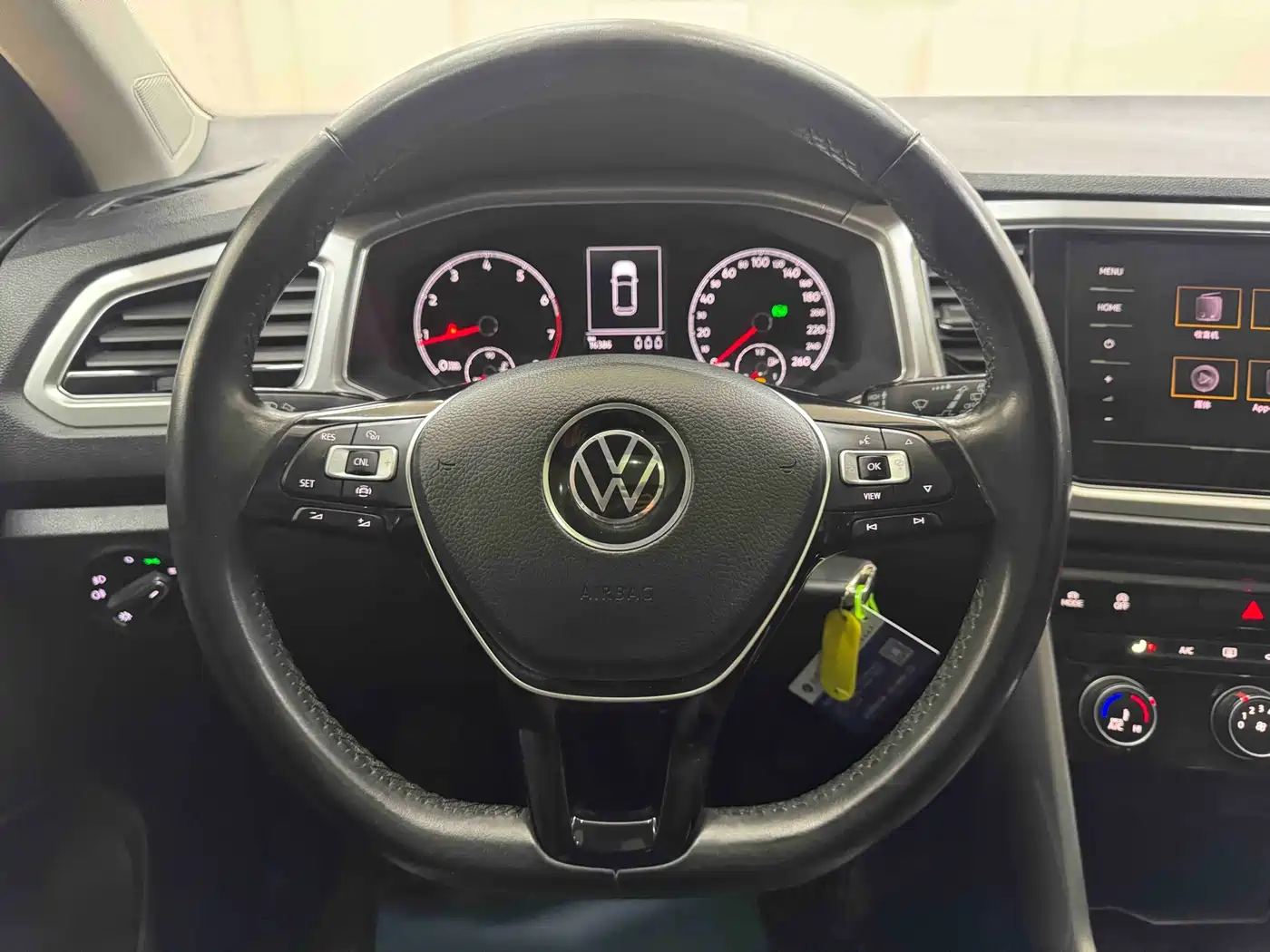 Volkswagen T-ROC 2021 Facelift 280TSI DSG 2WD Elite Smart Connect Edition фото 15