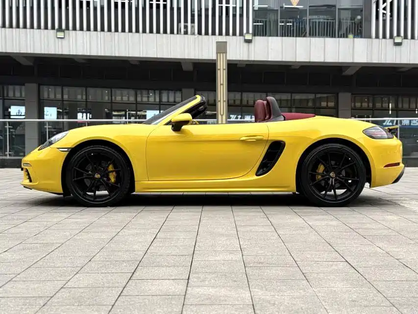 Porsche 718 2022 Boxster 2.0T фото 14