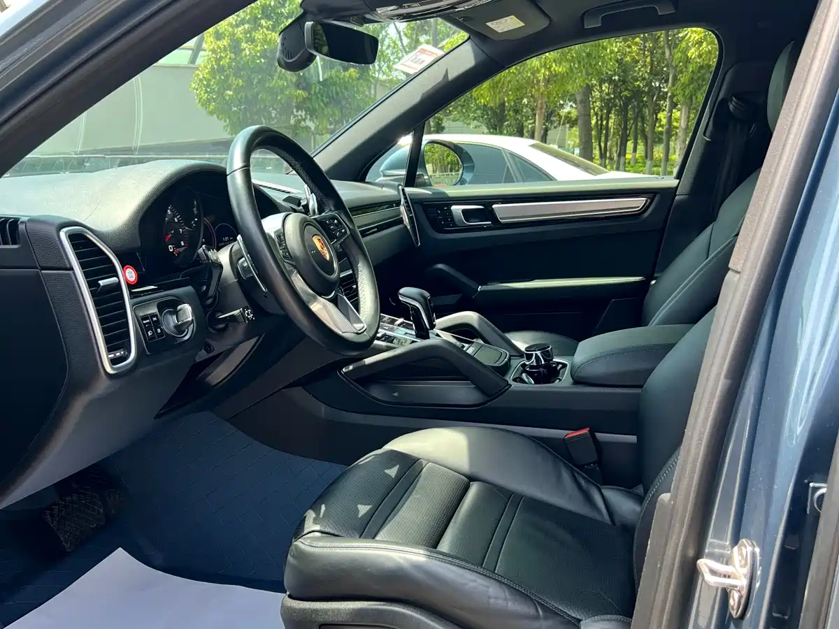 Porsche Cayenne 2018 Cayenne 3.0T фото 9