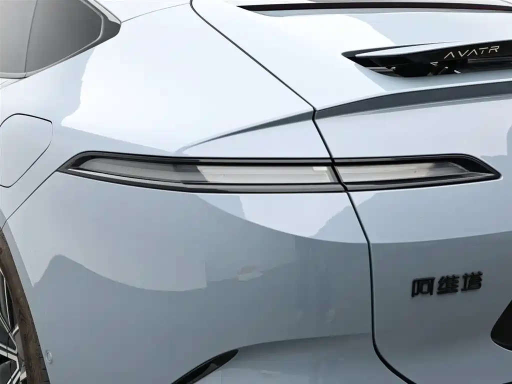 Avatr 12 2023 650 Triple Laser AWD Performance Edition фото 7