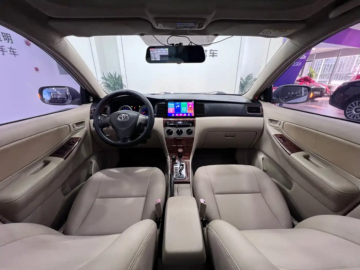 Toyota Corolla 2013 1.6L Automatic Excellence Edition фото 12