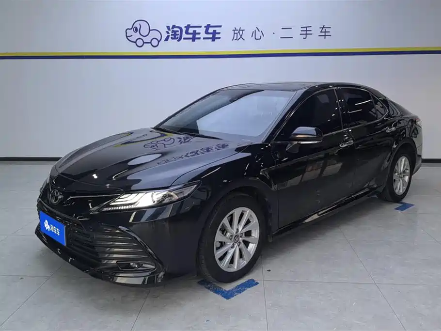 Toyota Camry 2021 2.0G Luxury Edition