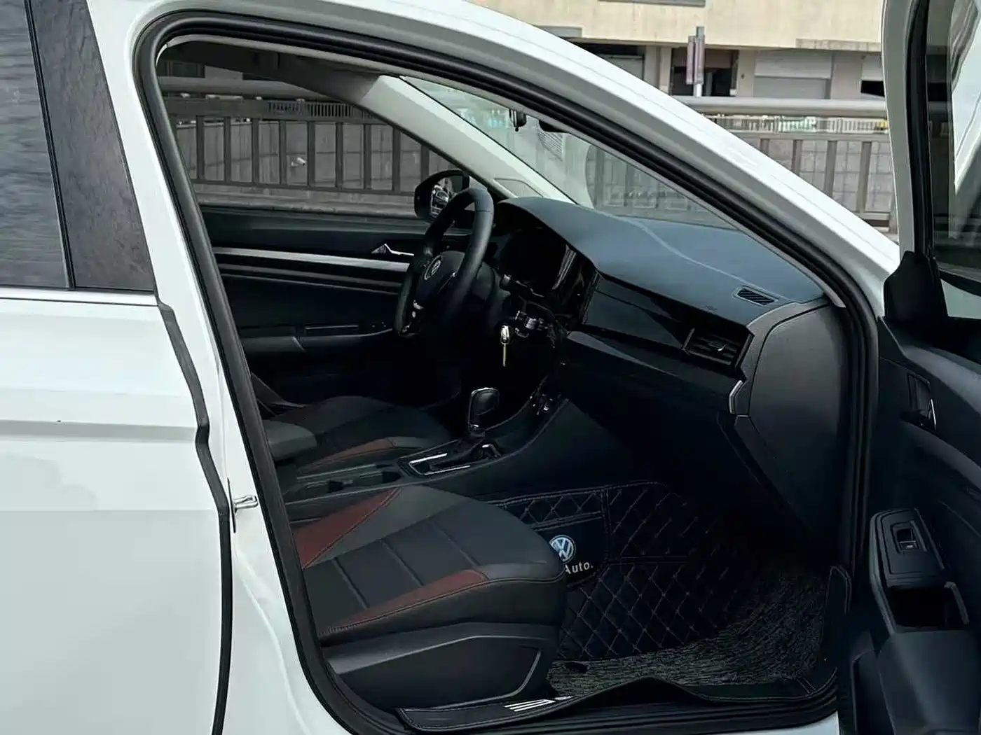Volkswagen Bora 2021 1.5L Automatic Comfort Smart Edition фото 8