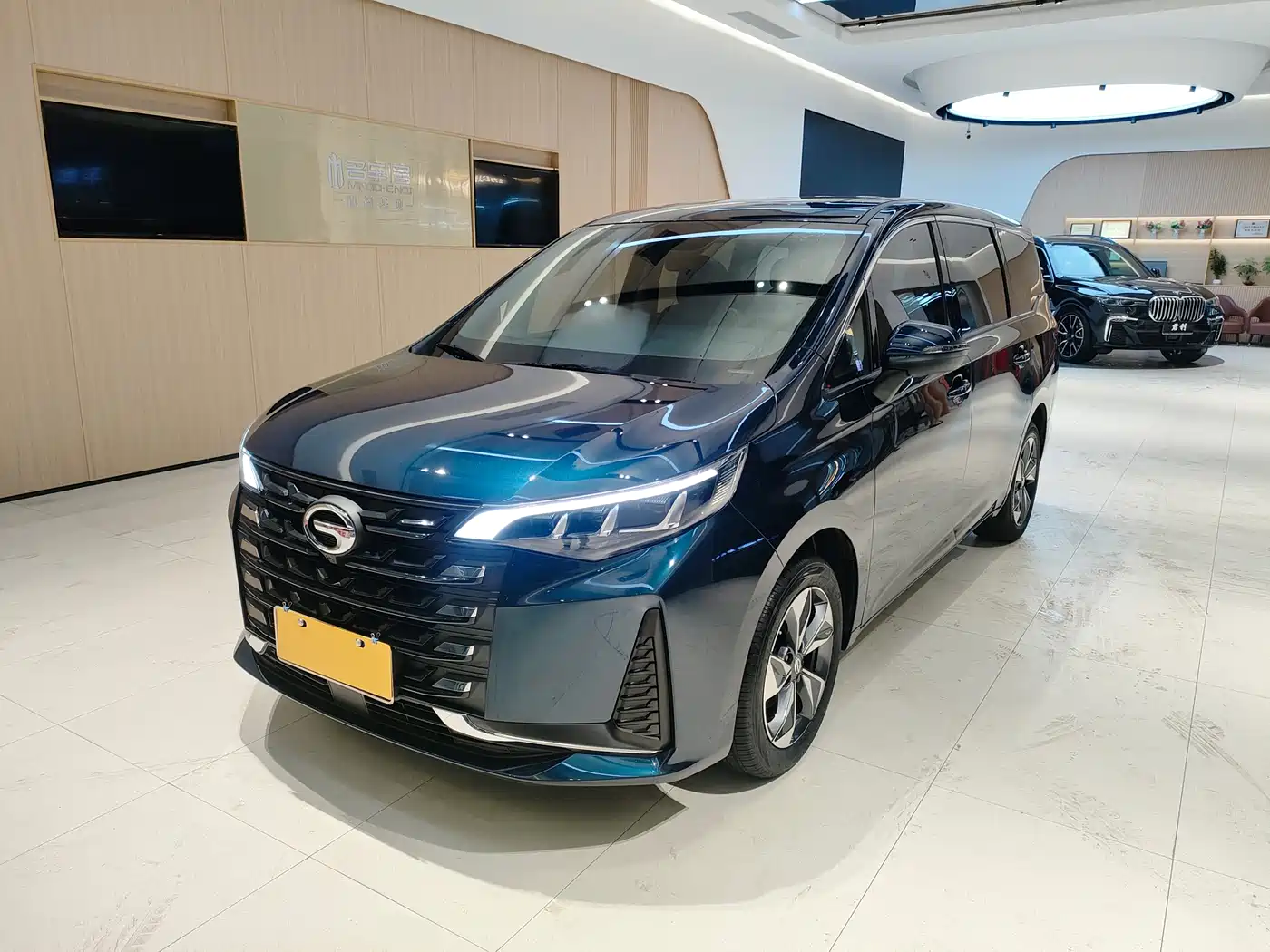 GAC Trumpchi Trumpchi M6 2023 PRO 270T DCT Luxury Edition