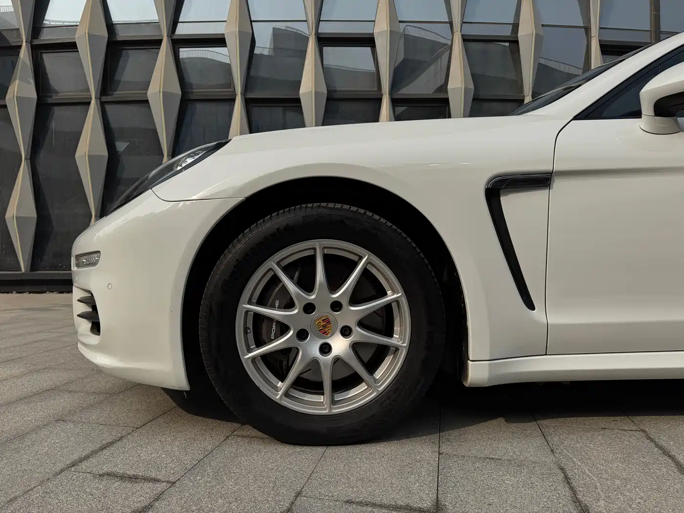 Porsche Panamera 2014 Panamera 3.0T фото 4