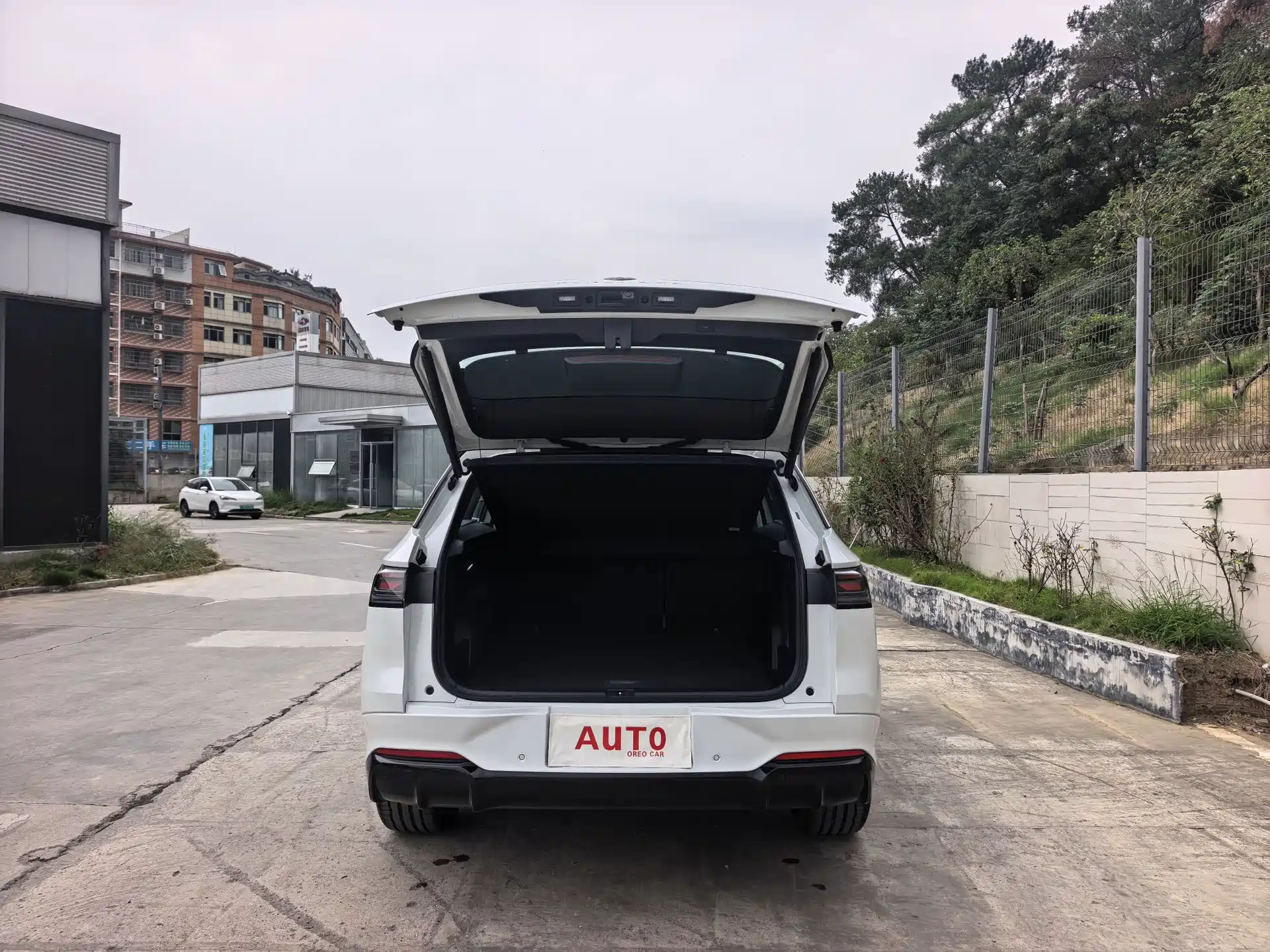 Photo 8 - Volkswagen Talagon