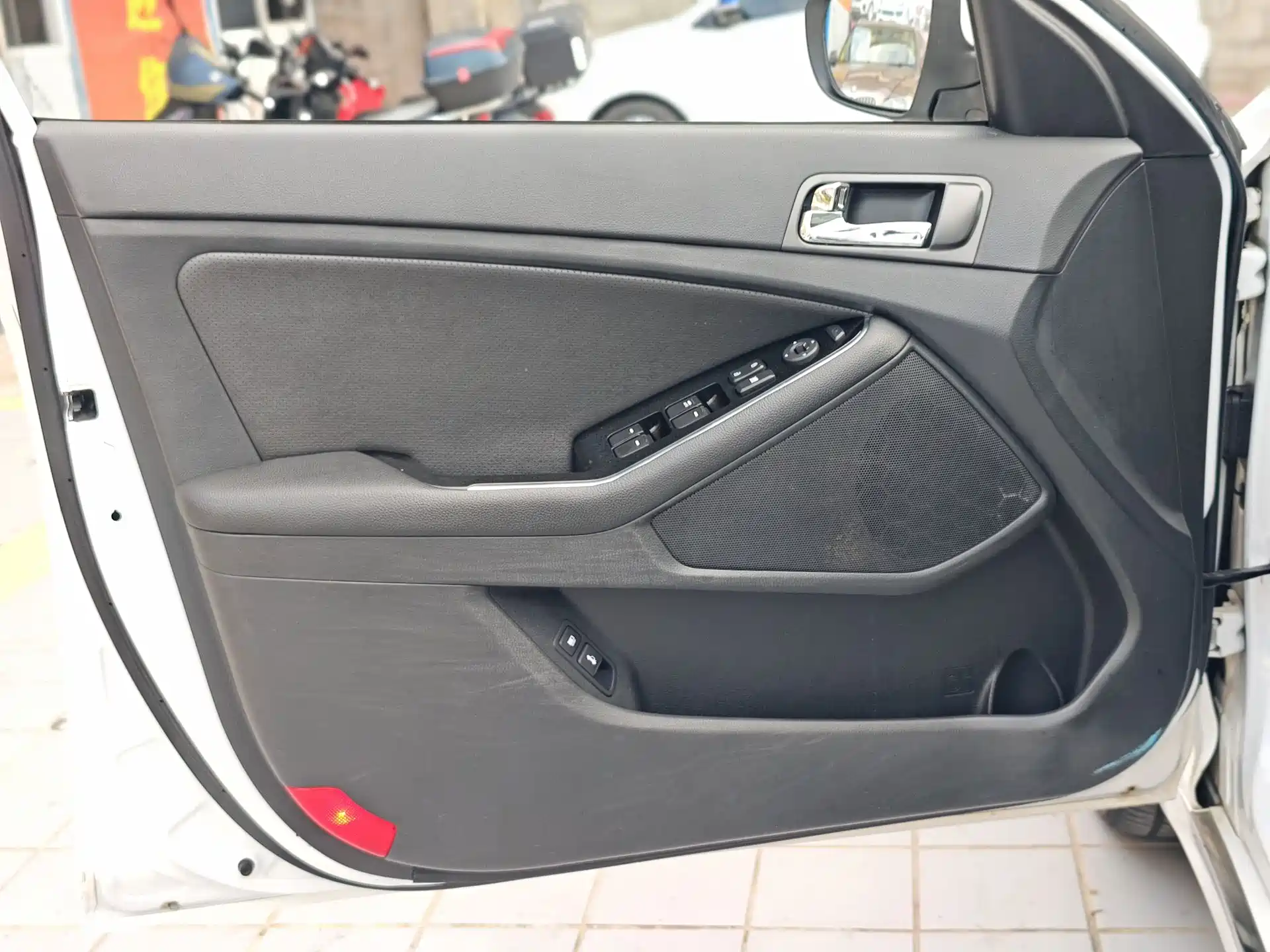 صورة 11 - Kia K5