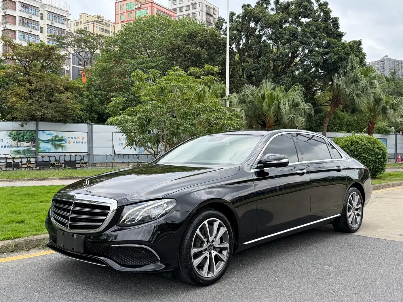 Mercedes-Benz E-Class 2017 E 300 L Luxury