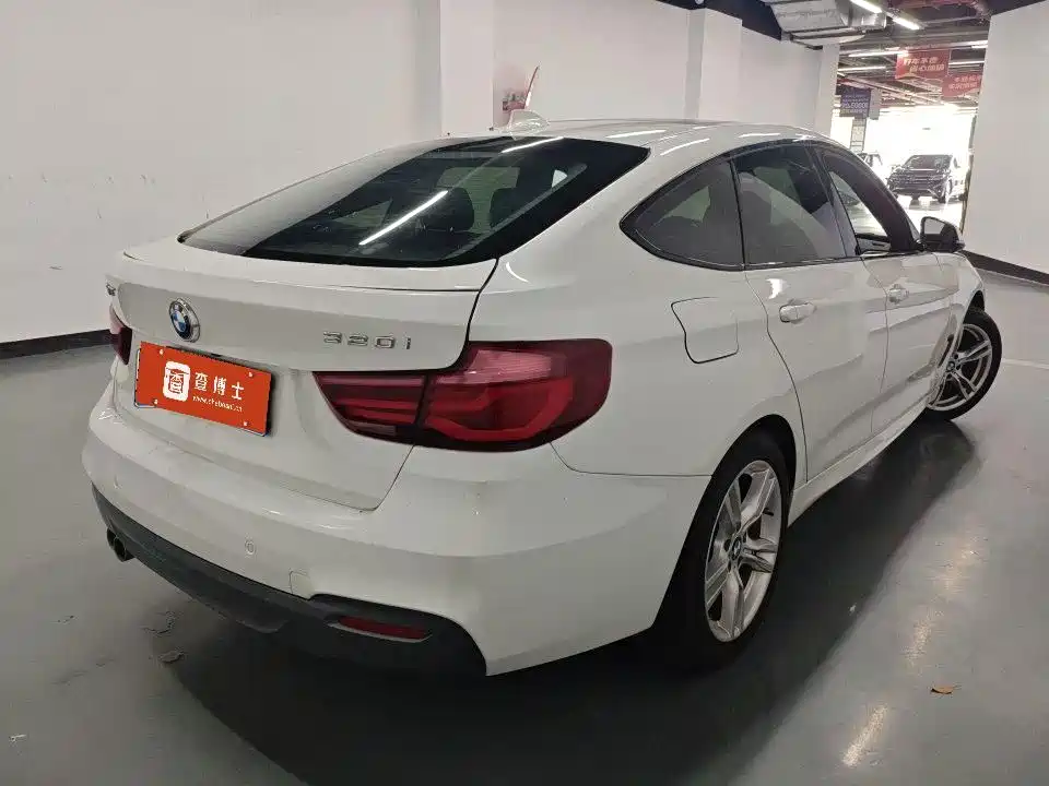BMW 3 Series GT 2021 2020 320i M Sport Package