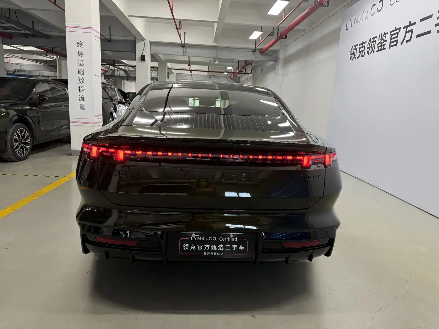 Lynk & Co 10 EM-P 2025 Facelift 240 AWD Ultra Sport Edition фото 13