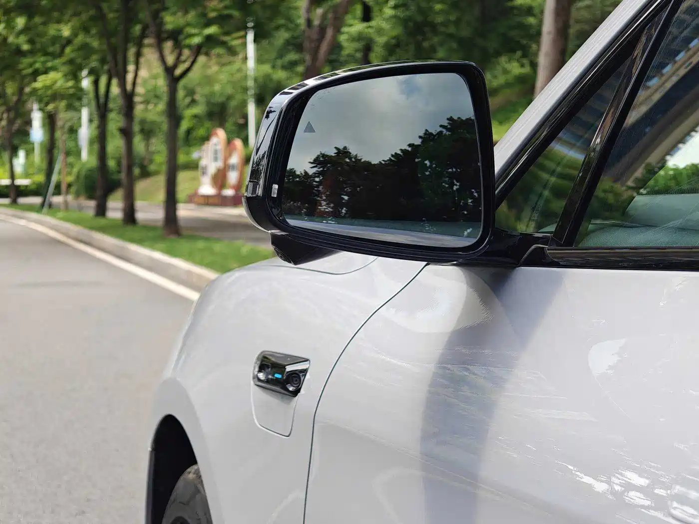 AITO Wenjie AITO M5 2025 Extended Range Ultra AWD фото 7
