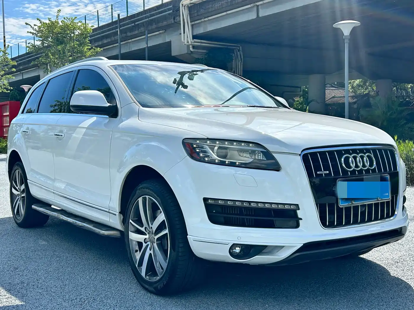 Audi Q7 фото 3