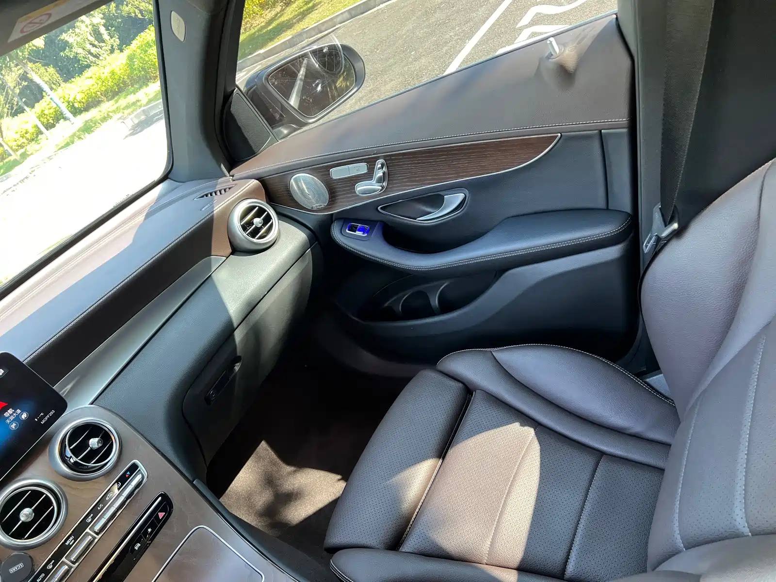 Фото 11 - Mercedes-Benz GLC
