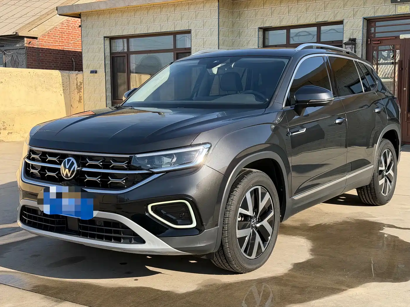 Volkswagen Tayron 2022 330TSI 2WD Luxury Smart Connect Edition фото 9