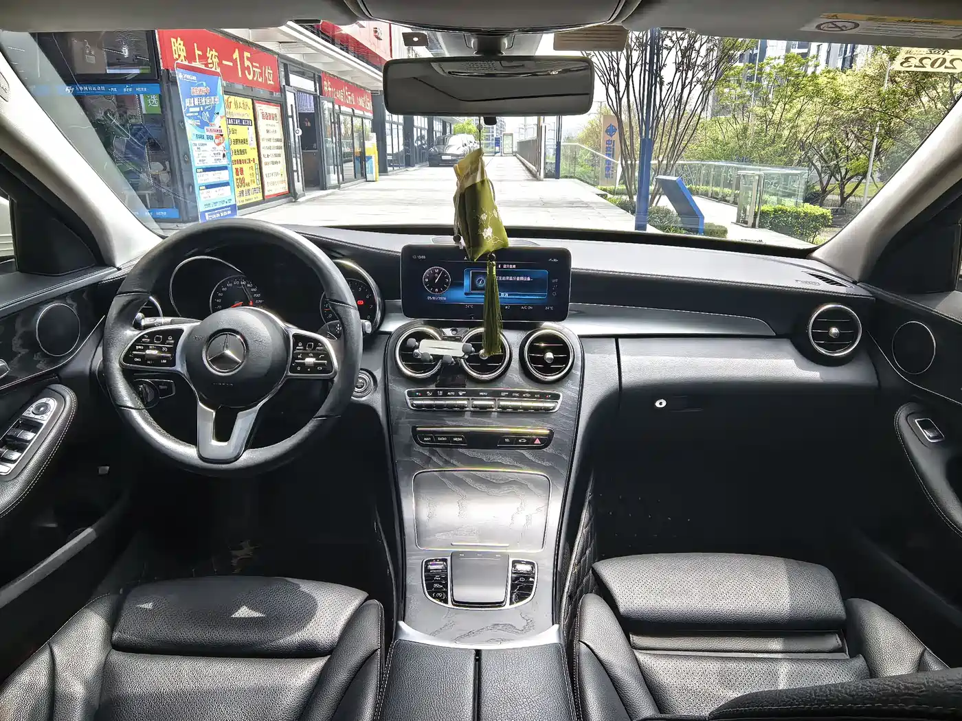 Mercedes-Benz C-Class 2019 C 180 L Fashion Sport Edition фото 11