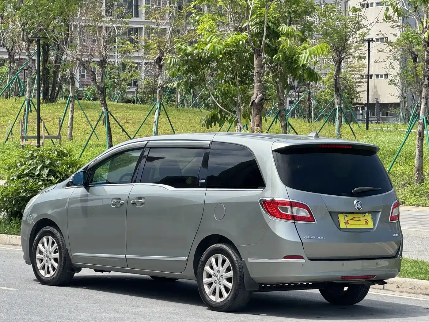 Buick GL8 2011 3.0L GT Luxury Business Elegance Edition фото 8