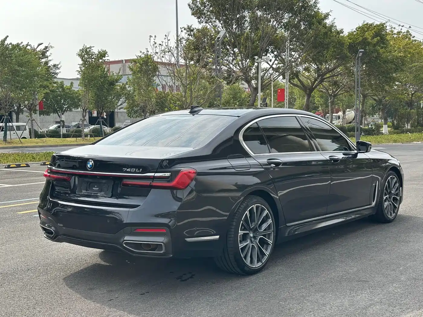 BMW 7 Series 2019 740Li Leading M Sport Package фото 4