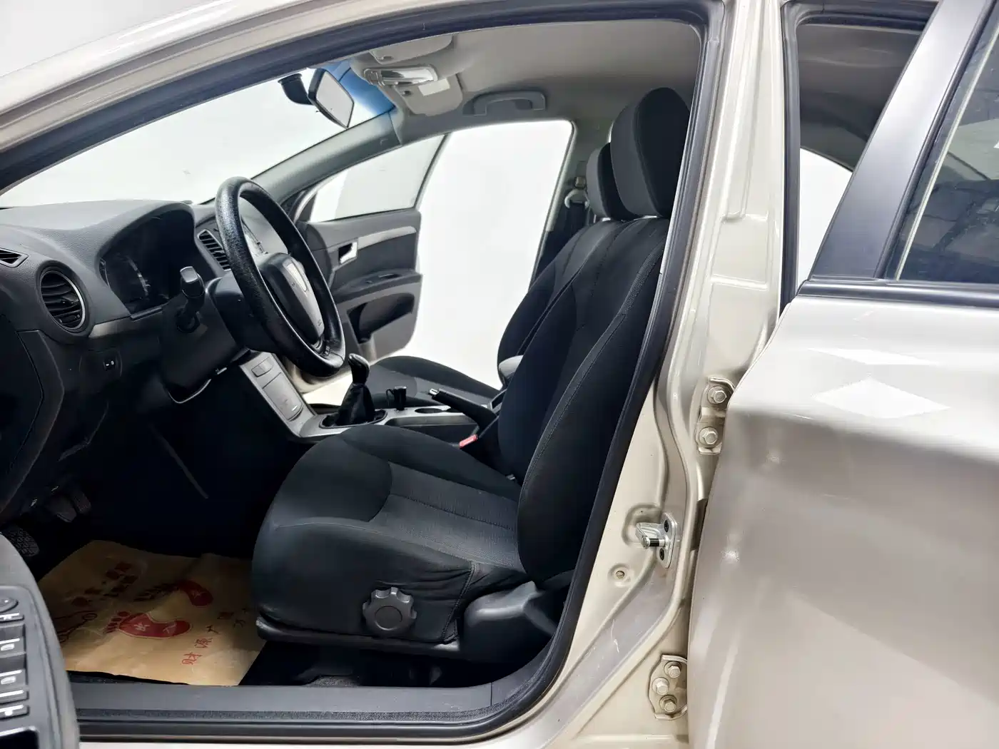 Roewe 350 2014 2013 350S 1.5L Manual Swift Edition