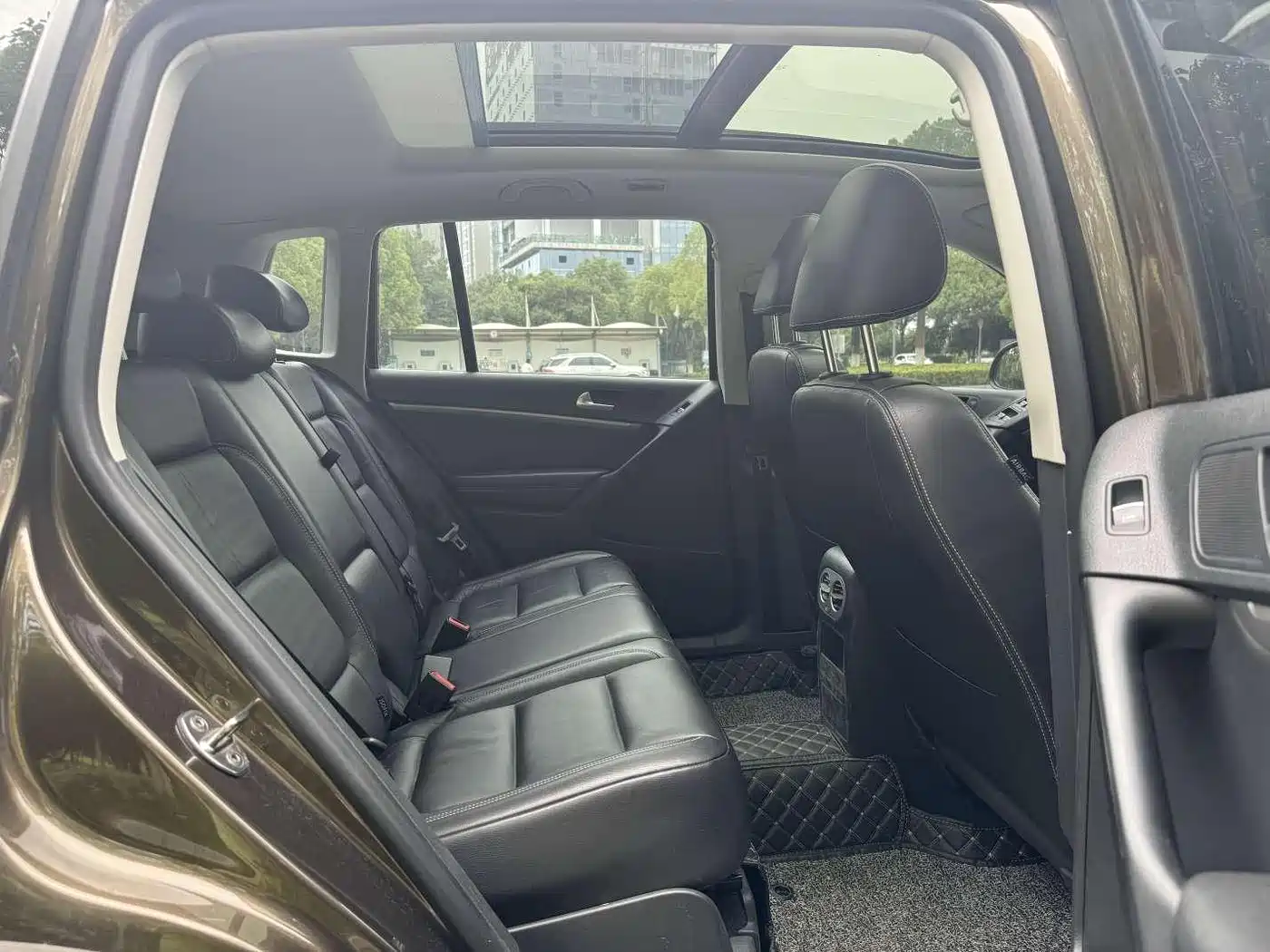 Volkswagen Tiguan 2017 300TSI Automatic 2WD Silk Road Comfort Edition фото 10